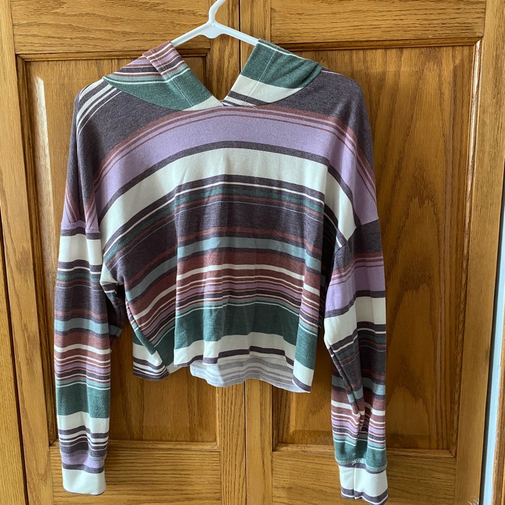 cropped hoodie